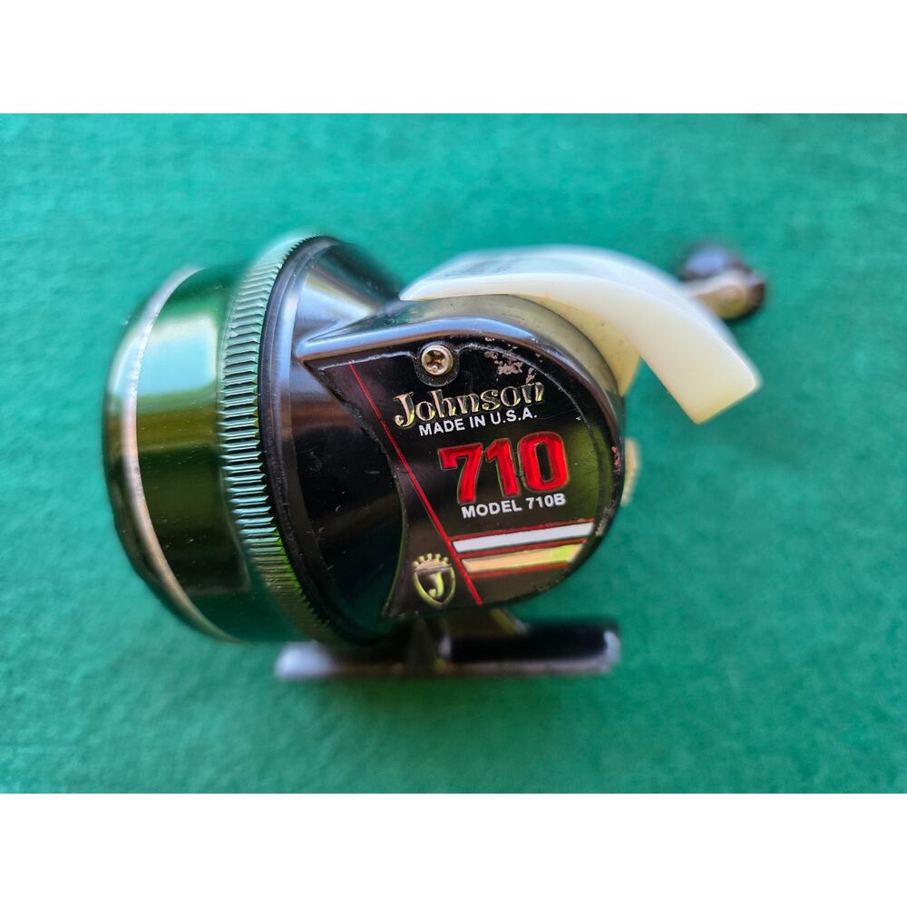Johnson 710 B closed face casting reel